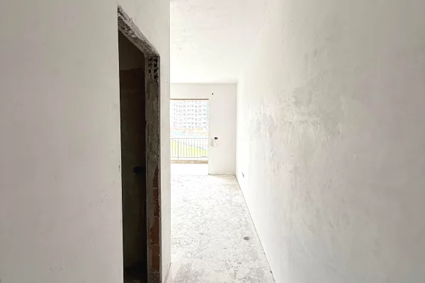 Apartment for sale in Tirana 2+1, Emty