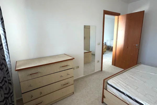 Appartamento in affitto a Tirana 1+1, Arredato