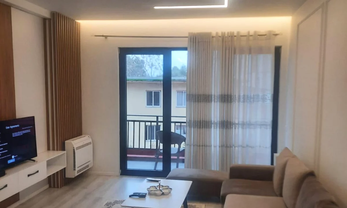 Shtepi me qera Apartament ne Tirane, 2+1, Mobilimi E mobiluar, Pagesa 750  Euro.