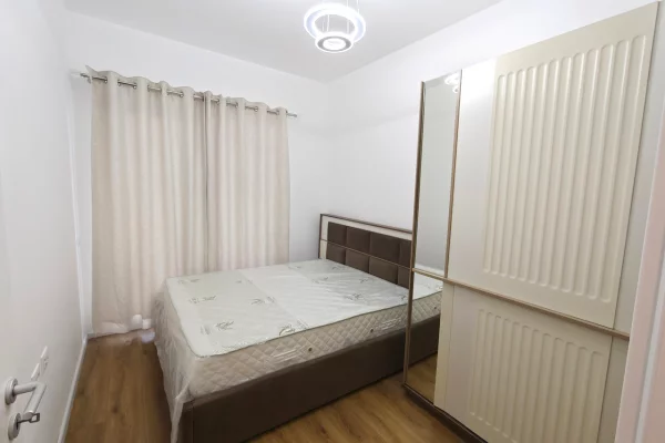 Shtepi me qera Apartament ne Tirane, 1+1, Mobilimi E mobiluar, Pagesa 45,000  Leke.