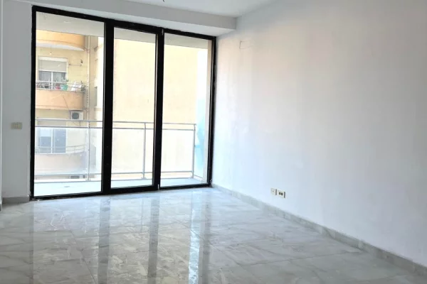 Casa in affitto 2+1 a Tirana - 1,200 Euro