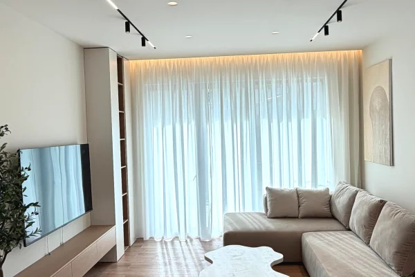 Shtepi me qera Apartament ne Tirane, 2+1, Mobilimi E mobiluar, Pagesa 1,900  Euro.