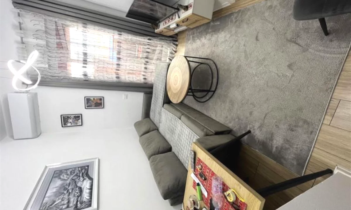 Appartamento in affitto a Tirana 1+1, Arredato