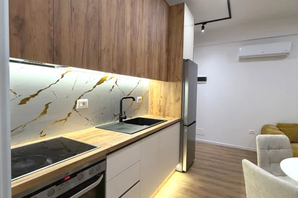 Appartamento in affitto a Tirana 1+1, Arredato