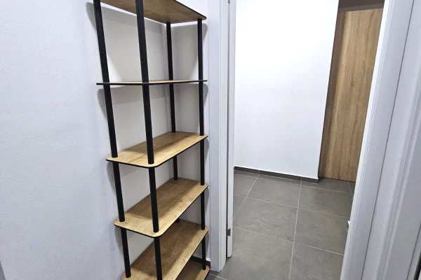 Shtepi me qera Apartament ne Tirane, 2+1, Mobilimi E mobiluar, Pagesa 550  Euro.