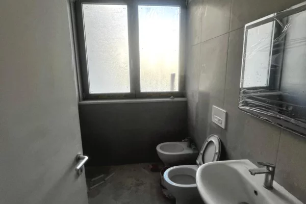 Villa di lusso in affitto a Tirana 3+1, Arredato