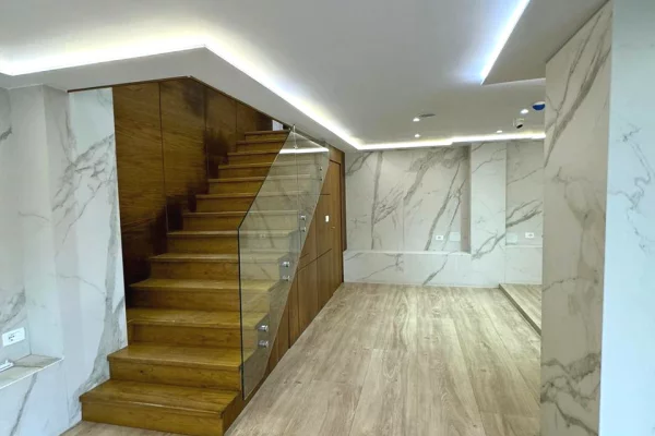 Business Property in Sale 1+1 in Tirana - 370,000 Euro