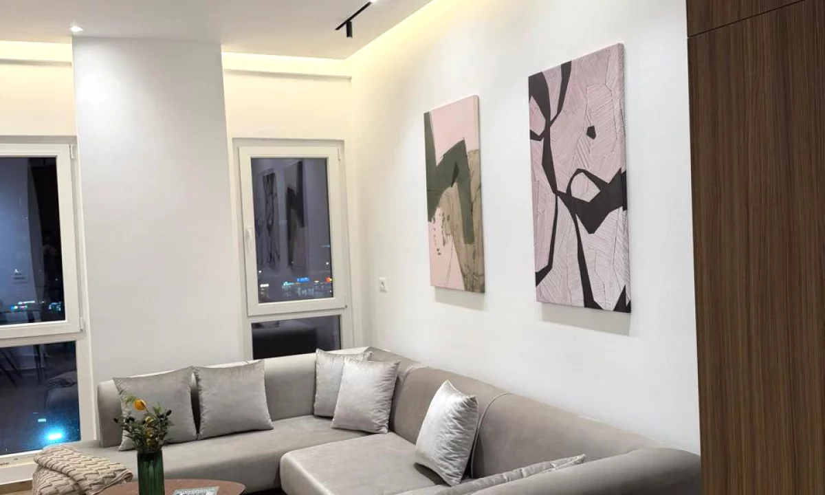 Appartamento in affitto a Tirana 1+1, Arredato