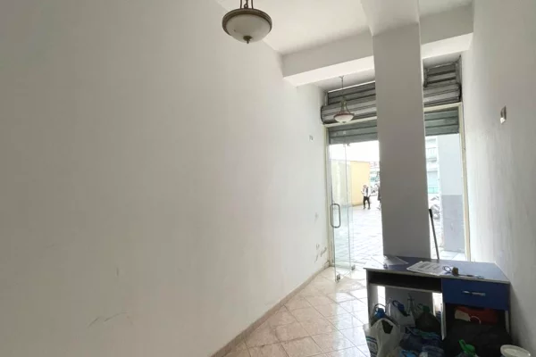 Business Property in Sale 1+1 in Tirana - 30,000 Euro