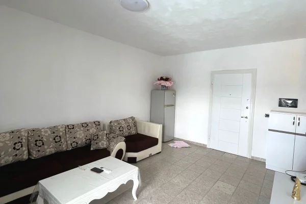 Casa in affitto 1+1 a Tirana - 38,000 Leke