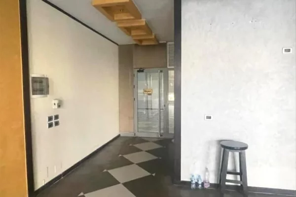 Ambient biznesi me qera 1+1 ne Tirane - 650 Euro