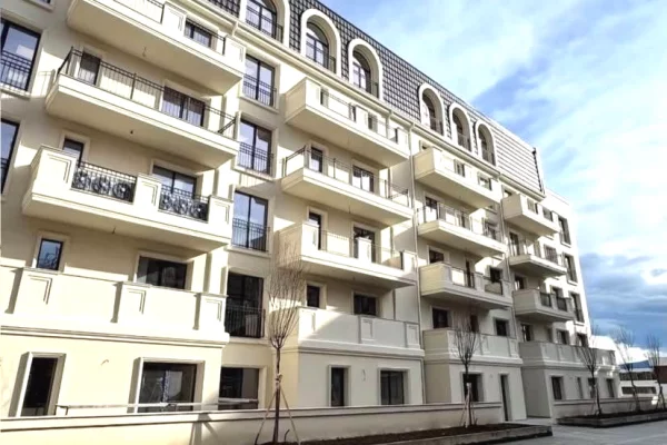 Shtepi ne shitje Apartament ne Tirane, 2+1, Mobilimi Bosh, pa mobiluar, Pagesa 181,115  Euro.