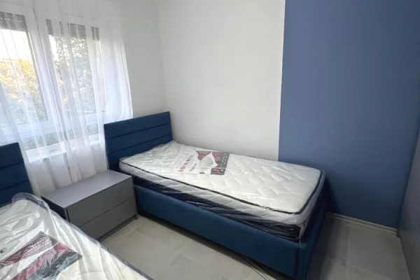 Appartamento in affitto a Tirana 2+1, Arredato