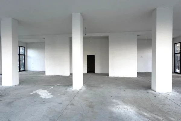 Jepet me qera ambient biznesi ne Astir 