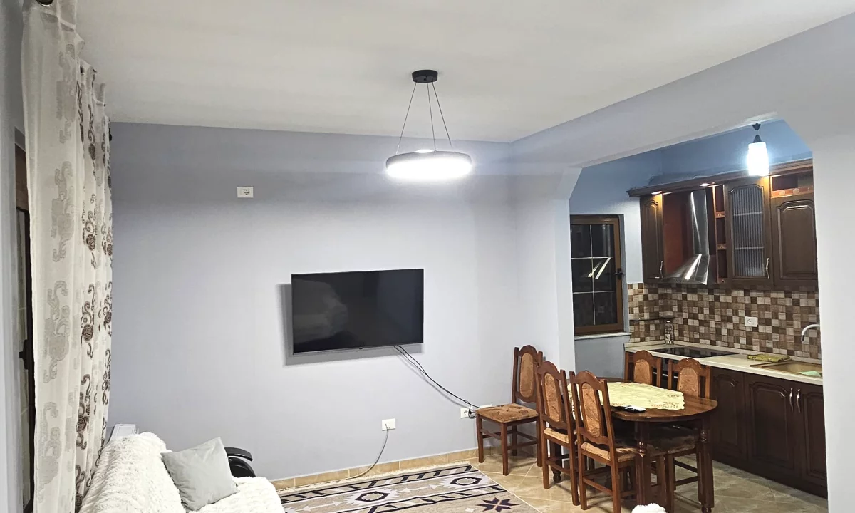 Casa privata/Indipendente in affitto a Tirana 2+1, Vuoto