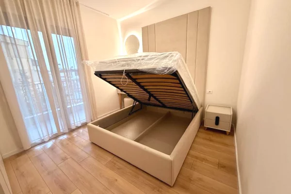 Appartamento in affitto a Tirana 1+1, Arredato