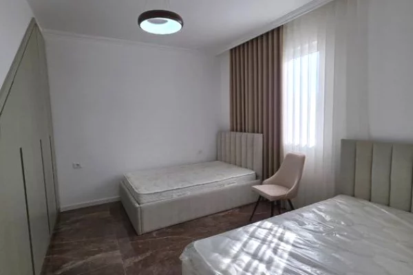 Appartamento in affitto a Tirana 2+1, Arredato