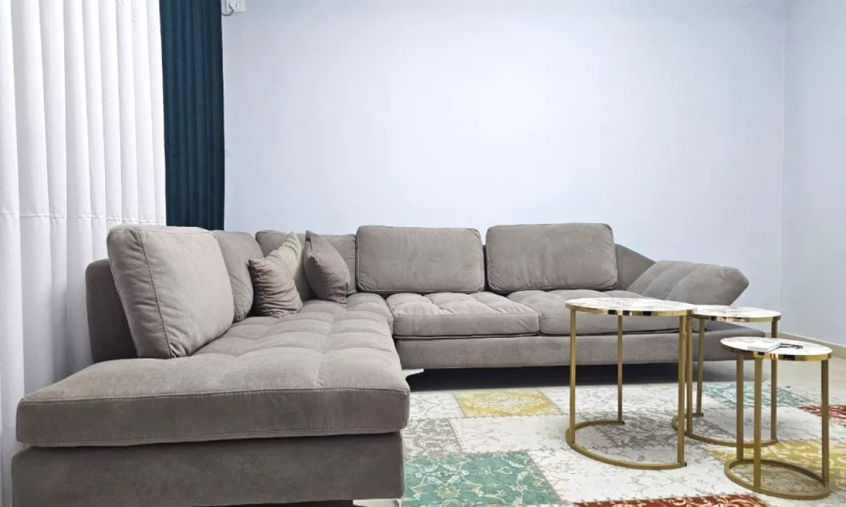 Appartamento in affitto a Tirana 1+1, Arredato