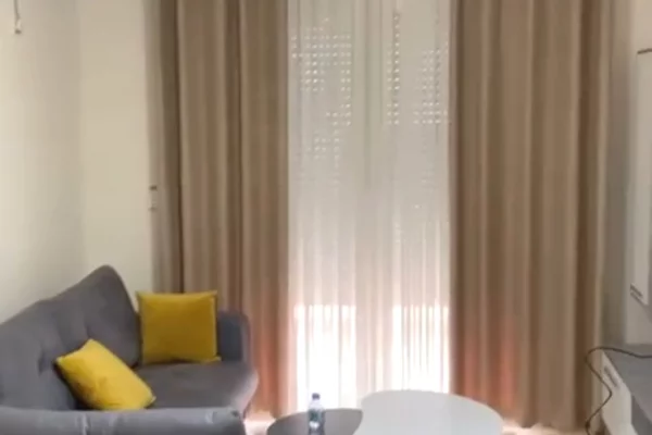 Casa in affitto 1+1 a Tirana - 40,000 Leke