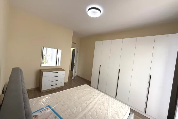 Appartamento in affitto a Tirana 2+1, Arredato