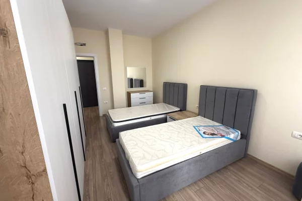 Appartamento in affitto a Tirana 2+1, Arredato