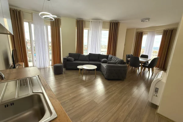 Casa in affitto 2+1 a Tirana - 400 Euro