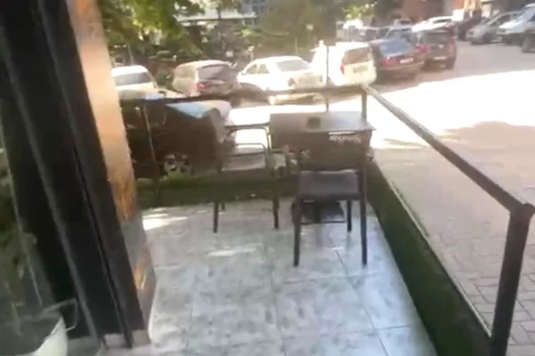 Shitet/jepet me qera biznesi (Fast food-Piceri) ne 5 Maj.