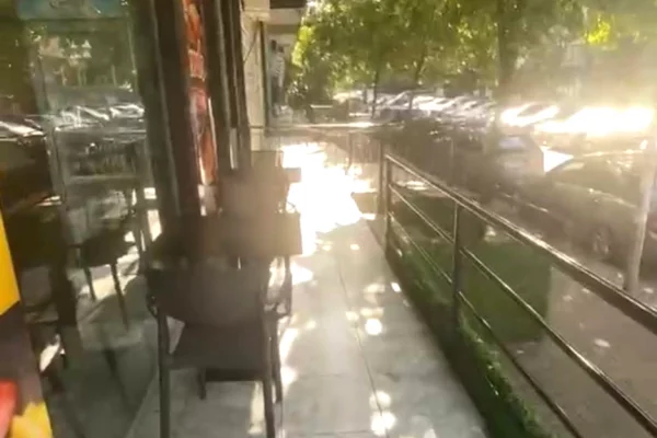Shitet/jepet me qera biznesi (Fast food-Piceri) ne 5 Maj.