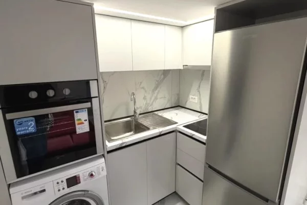 Shtepi me qera Duplex(shtepi me 2 kate) ne Tirane, 1+1, Mobilimi E mobiluar, Pagesa 400  Euro.