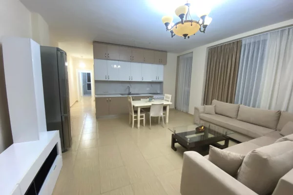 Shtepi me qera 2+1 ne Tirane - 60,000 Leke