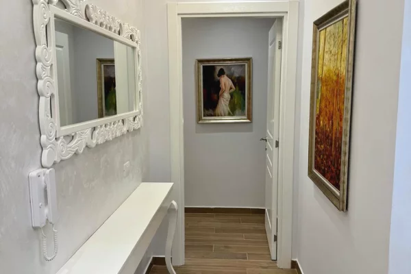 Shtepi me qera Apartament ne Tirane, 2+1, Mobilimi E mobiluar, Pagesa 60,000  Leke.