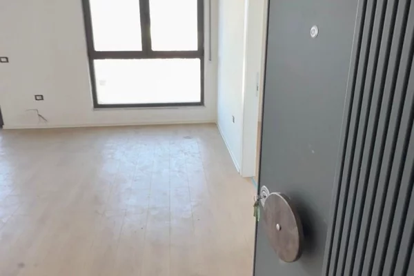 Shtepi me qera Apartament ne Tirane, 2+1, Mobilimi E mobiluar, Pagesa 600  Euro.