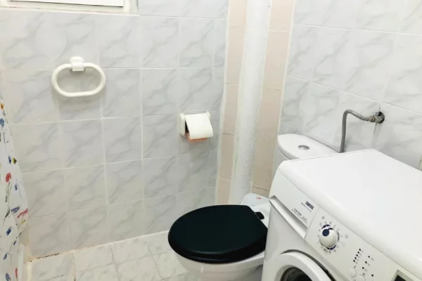 Shtepi me qera Apartament ne Tirane, 1+1, Mobilimi E mobiluar, Pagesa 50,000  Leke.