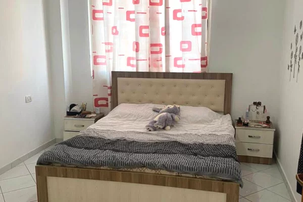 Shtepi me qera Apartament ne Tirane, 2+1, Mobilimi E mobiluar, Pagesa 450  Euro.