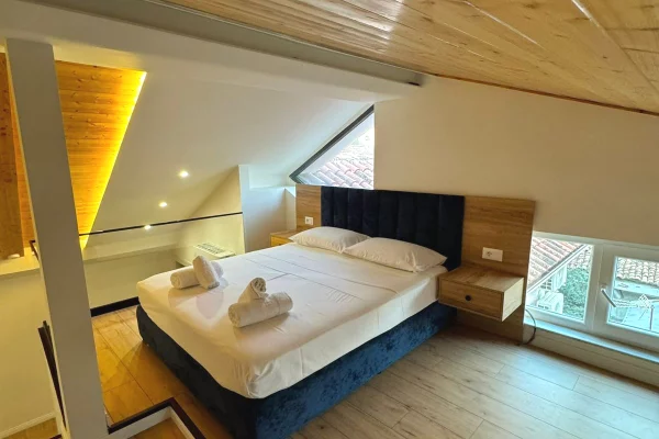 Hotel ne Qender/ 750,000 Leke/Muaj NETTO