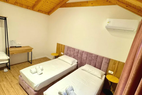 Hotel ne Qender/ 750,000 Leke/Muaj NETTO