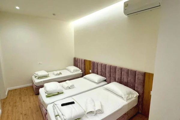 Hotel ne Qender/ 750,000 Leke/Muaj NETTO