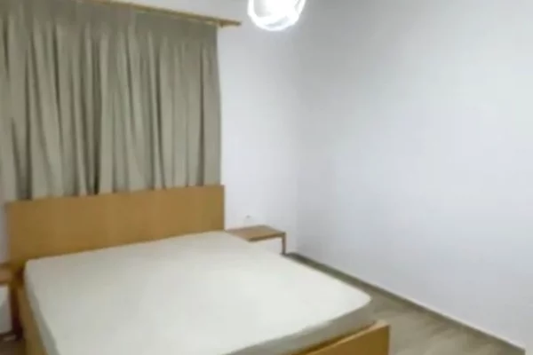 Shtepi me qera Shtepi Private ne Tirane, 1+1, Mobilimi E mobiluar, Pagesa 500  Euro.