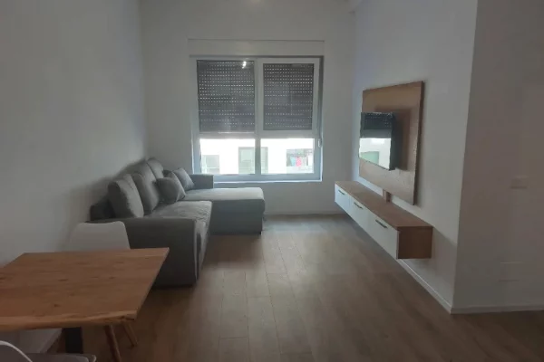 Apartament me qera 2+1 ne Ali Dem/ 500 Euro