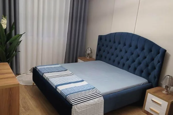 Shtepi me qera Apartament ne Tirane, 2+1, Mobilimi E mobiluar, Pagesa 88,000  Leke.