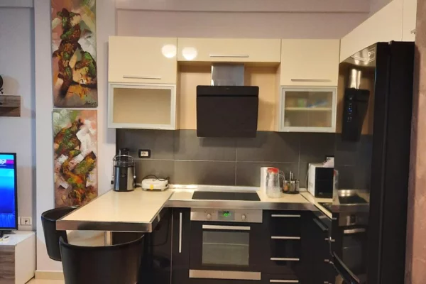 Shtepi me qera 2+1 ne Tirane - 500 Euro