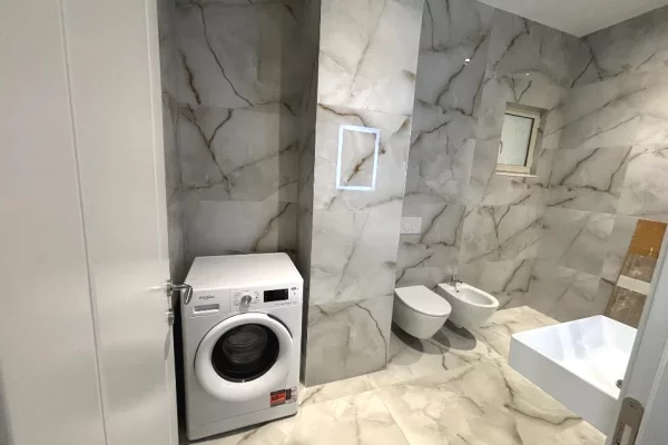 Shtepi me qera Apartament ne Tirane, 1+1, Mobilimi E mobiluar, Pagesa 50,000  Leke.