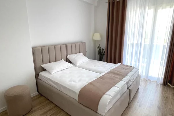 Shtepi me qera Apartament ne Tirane, 1+1, Mobilimi E mobiluar, Pagesa 65,000  Leke.
