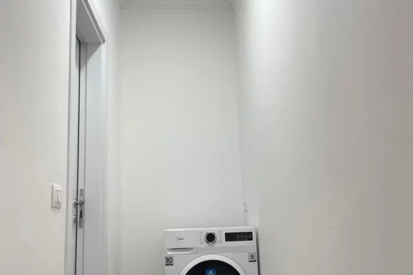 Shtepi me qera Apartament ne Tirane, 1+1, Mobilimi E mobiluar, Pagesa 65,000  Leke.