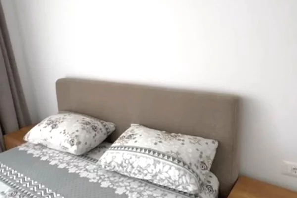 Shtepi me qera Apartament ne Tirane, 1+1, Mobilimi E mobiluar, Pagesa 70,000  Leke.