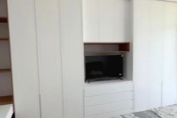 Shtepi me qera Apartament ne Tirane, 1+1, Mobilimi E mobiluar, Pagesa 70,000  Leke.