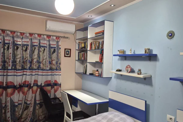 Shtepi me qera Apartament ne Tirane, 2+1, Mobilimi E mobiluar, Pagesa 65,000  Leke.