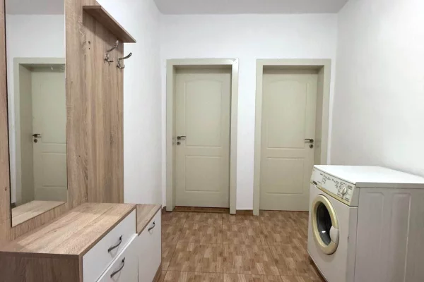 Shtepi me qera Apartament ne Tirane, 1+1, Mobilimi E mobiluar, Pagesa 40,000  Leke.