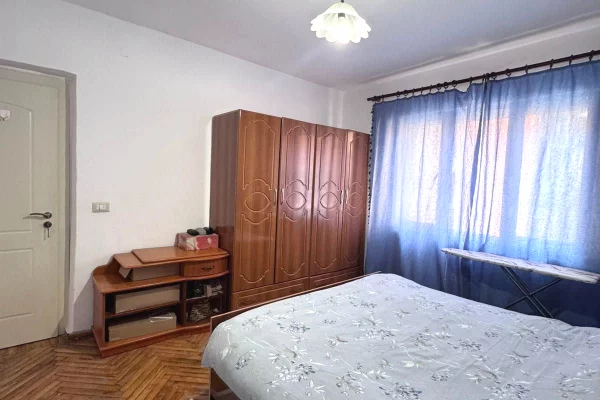 Shtepi me qera Apartament ne Tirane, 1+1, Mobilimi E mobiluar, Pagesa 40,000  Leke.