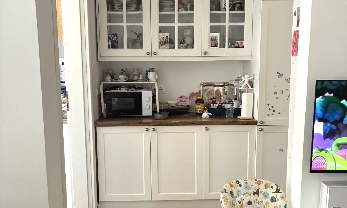 Shtepi ne shitje Apartament ne Tirane, 2+1, Mobilimi Bosh, pa mobiluar, Pagesa 160,000  Euro.